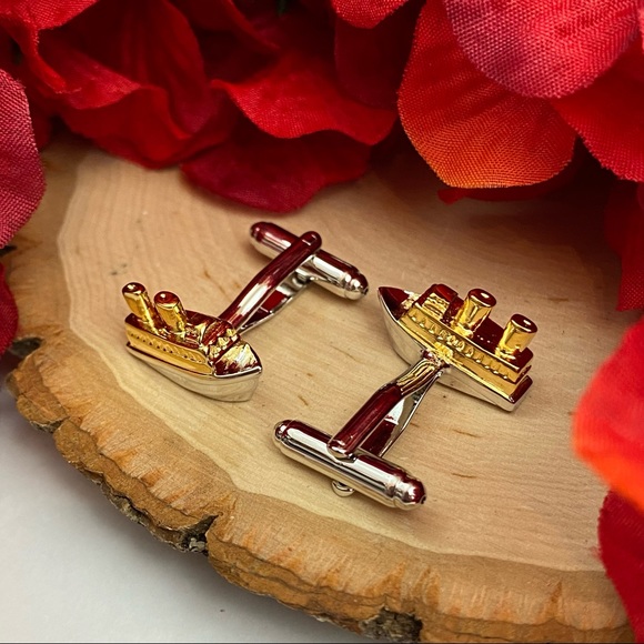 Silver and Gold Cruise Ship Titanic Cufflinks - Picture 12 of 16